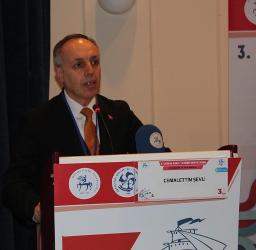 Dokuz Eylül Üniversitesi Deniz Turizmi Sempozyumu