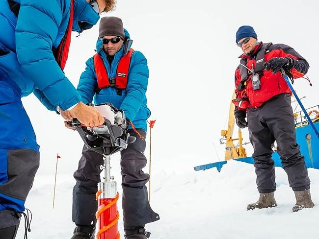 MV AKADEMIK SHOKALSKIY