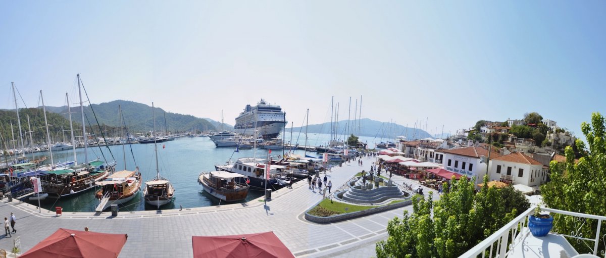 Celebrity Constellation Marmariste