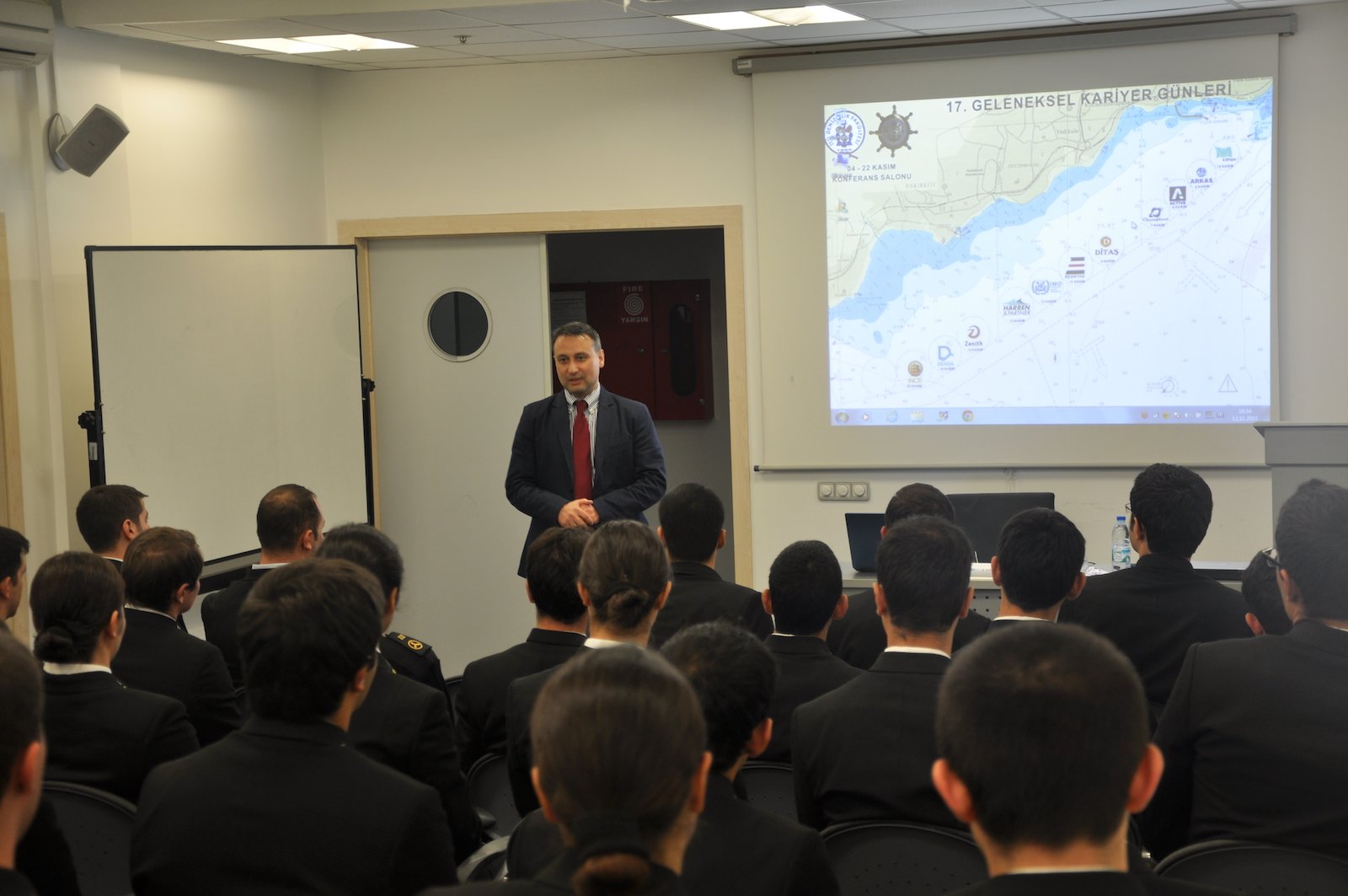 USTAOGLU KARIYER GUNLERINDEYDI