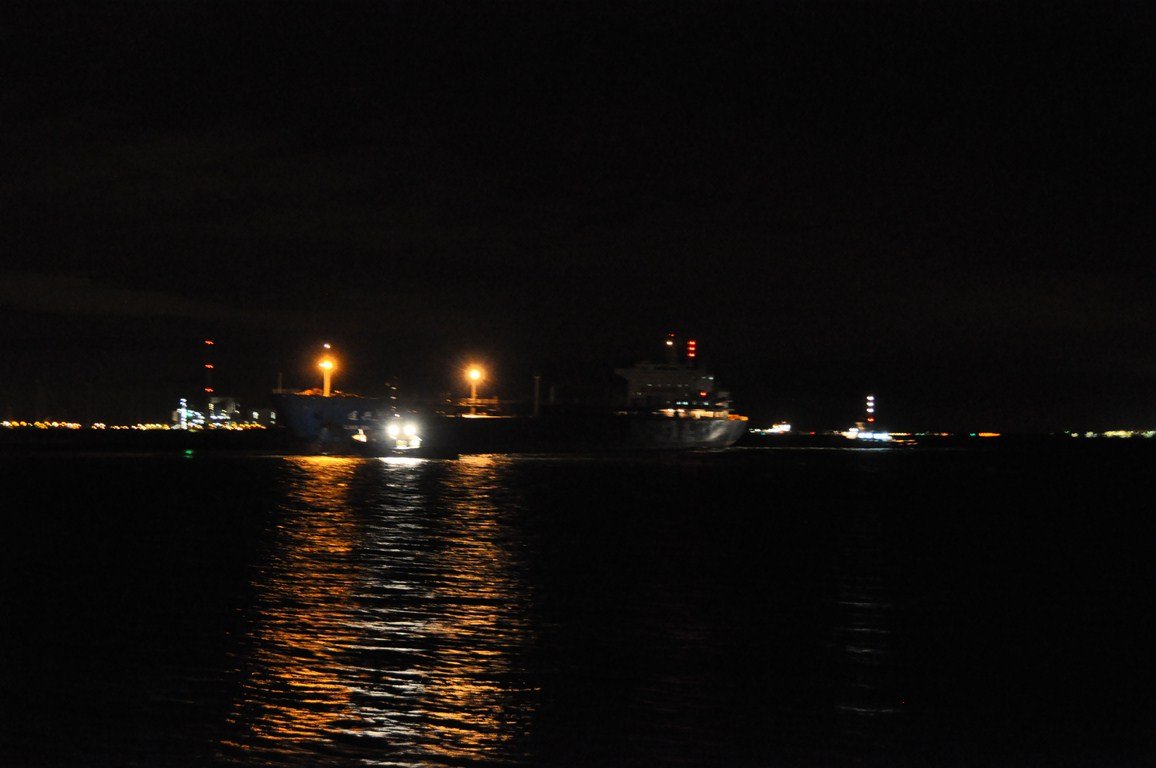 Lian Xing Hu Aground