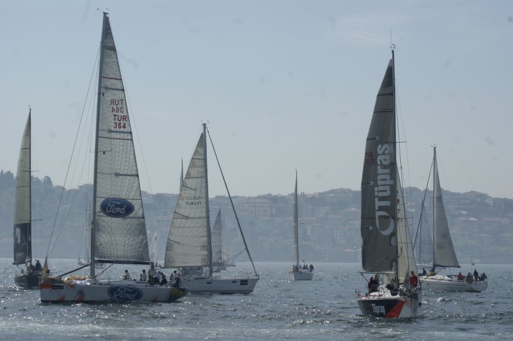 YELKEN YARISININ BIRINCILERI BELLI OLDU