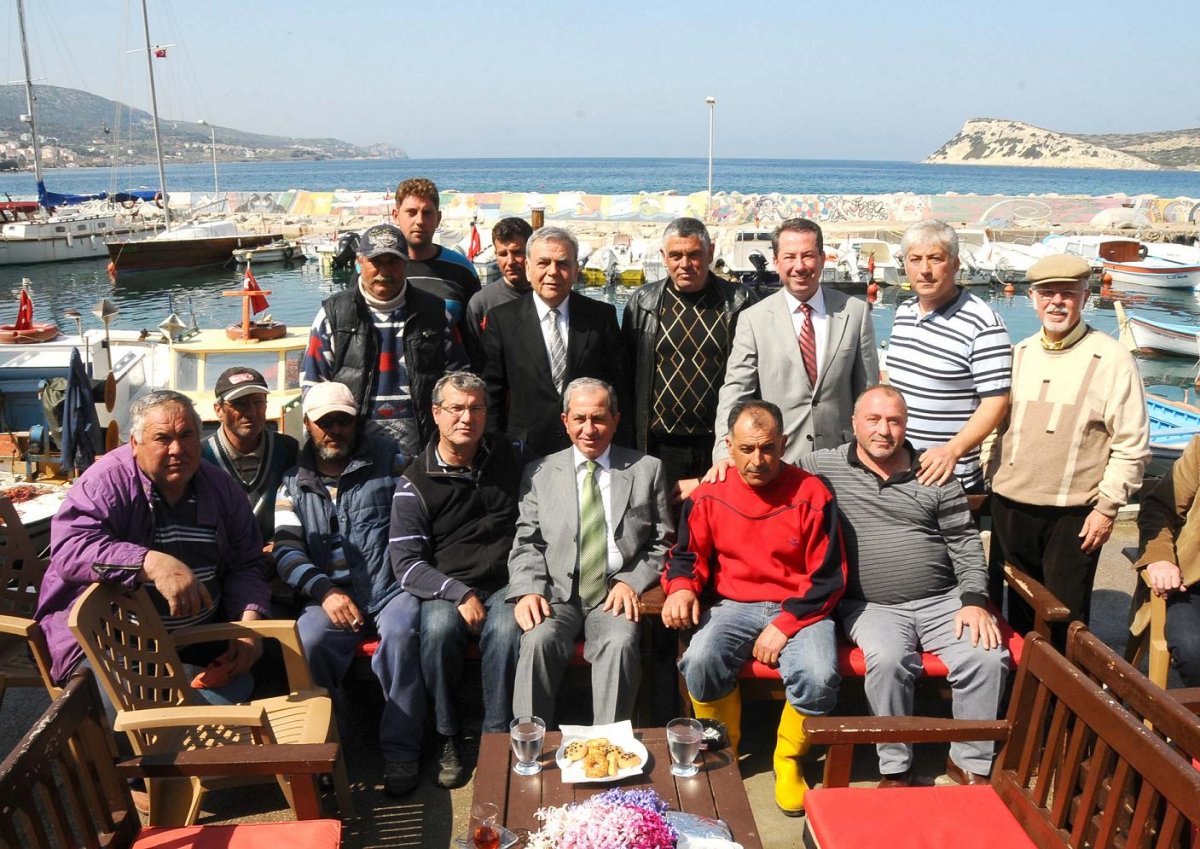 IZMIR BUYUKSEHIR BELEDIYE BASKANI