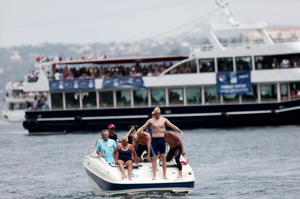 ADAM WALKER GOSTERI YUZUSU