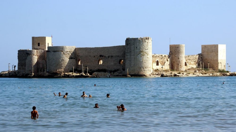 MERSINDE DENIZ SEZONU