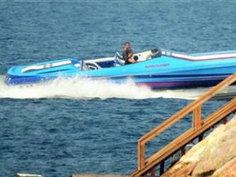 ACUN BODRUMDA RUZGAR GIBI