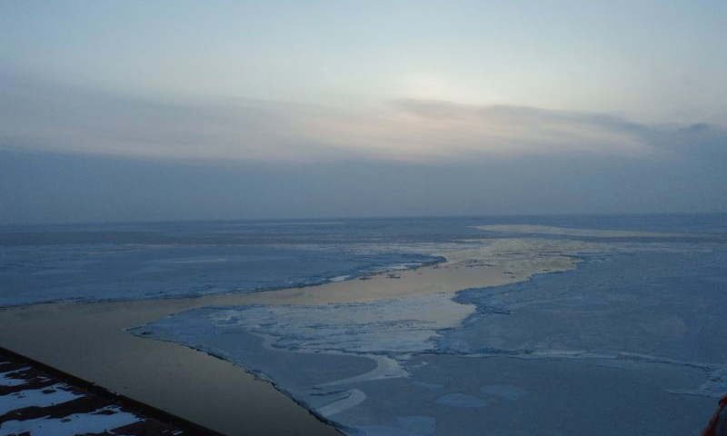 AZAK DENIZINDE BUZKIRAN KONVOYU