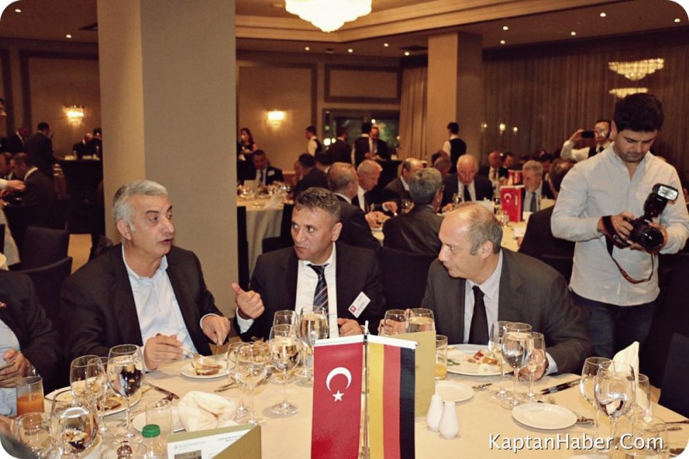 HAMBURG ISTANBUL DINNER