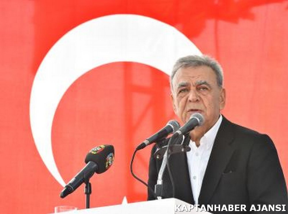 HASAN TAHSIN IZMIRLILERLE BULUSTU