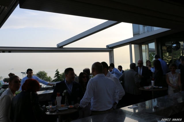 İntegr8 Türkiye Tanışma Partisi