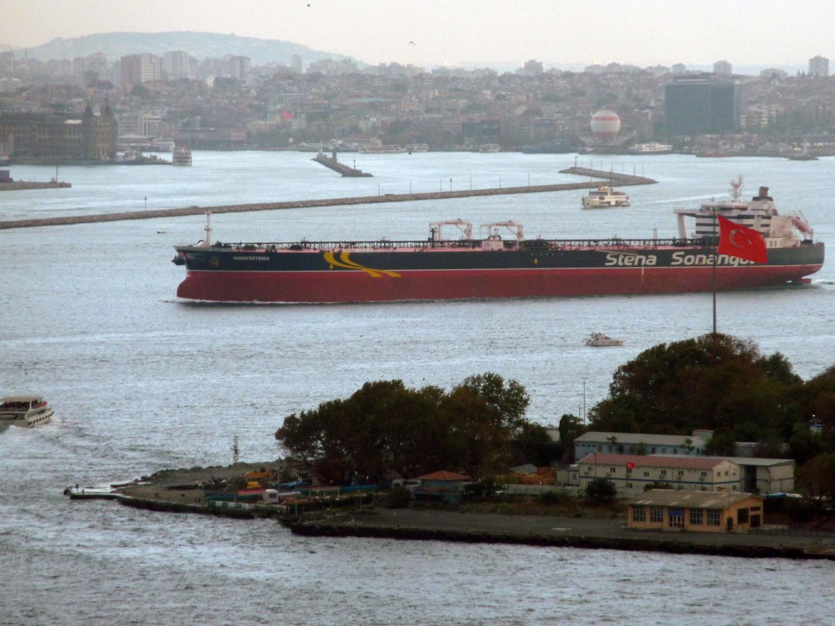 MONTESTENA ISTANBUL BOGAZINDA