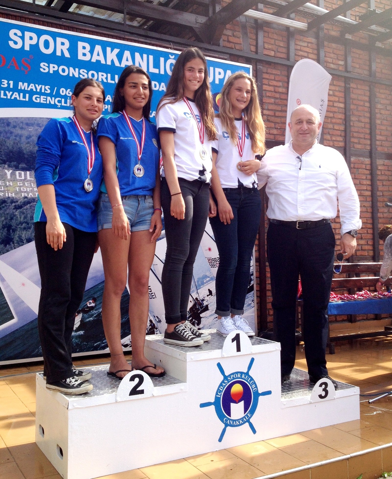 CANAKALEDE YELKEN YARISLARI