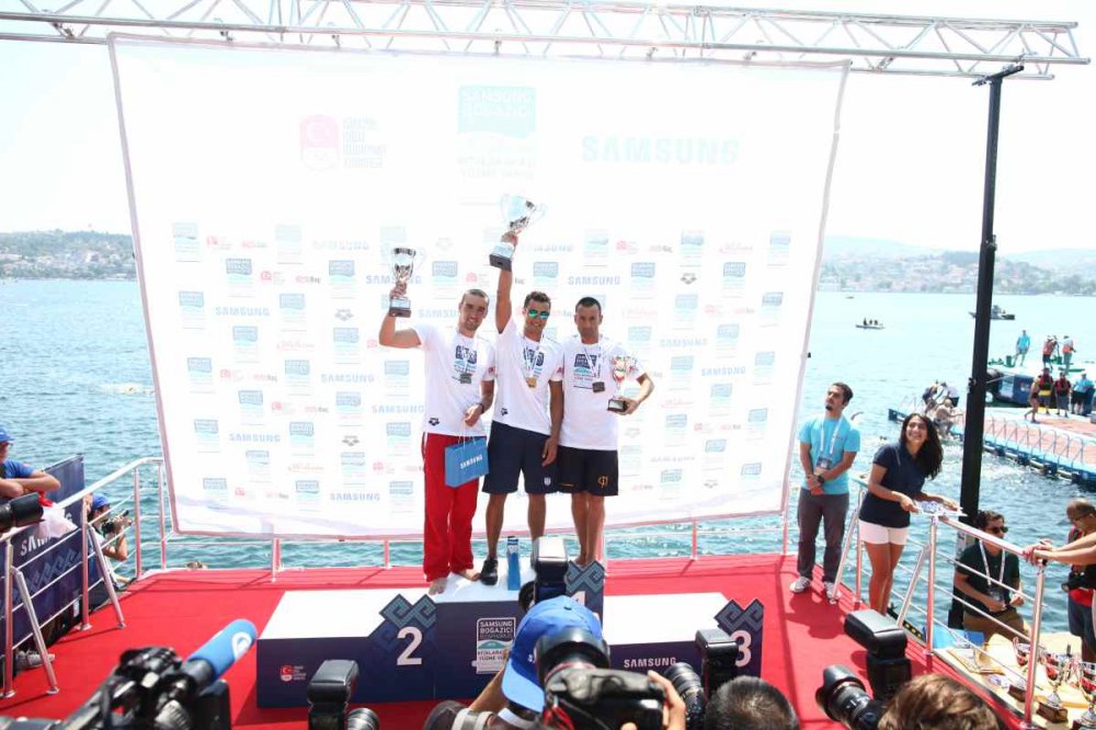 RUS SAVAS GEMILERI BOGAZDAN GECTI