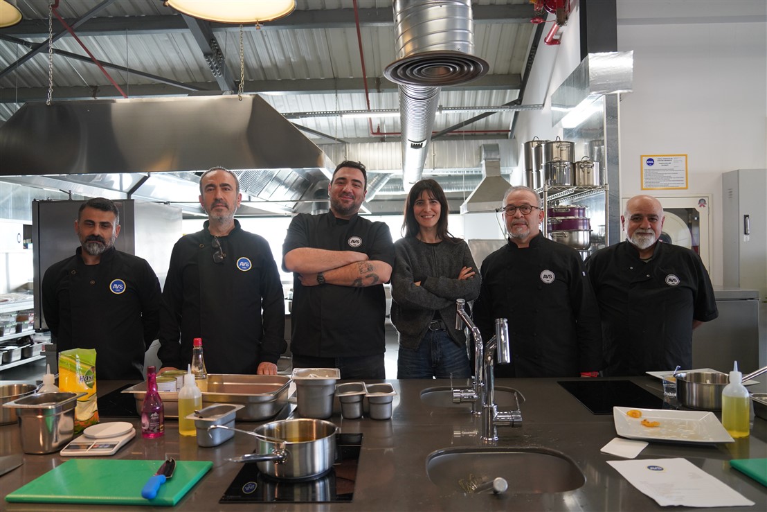 AVS, Gemi Aşçılarına İki Günlük Eğitim Programı Düzenledi