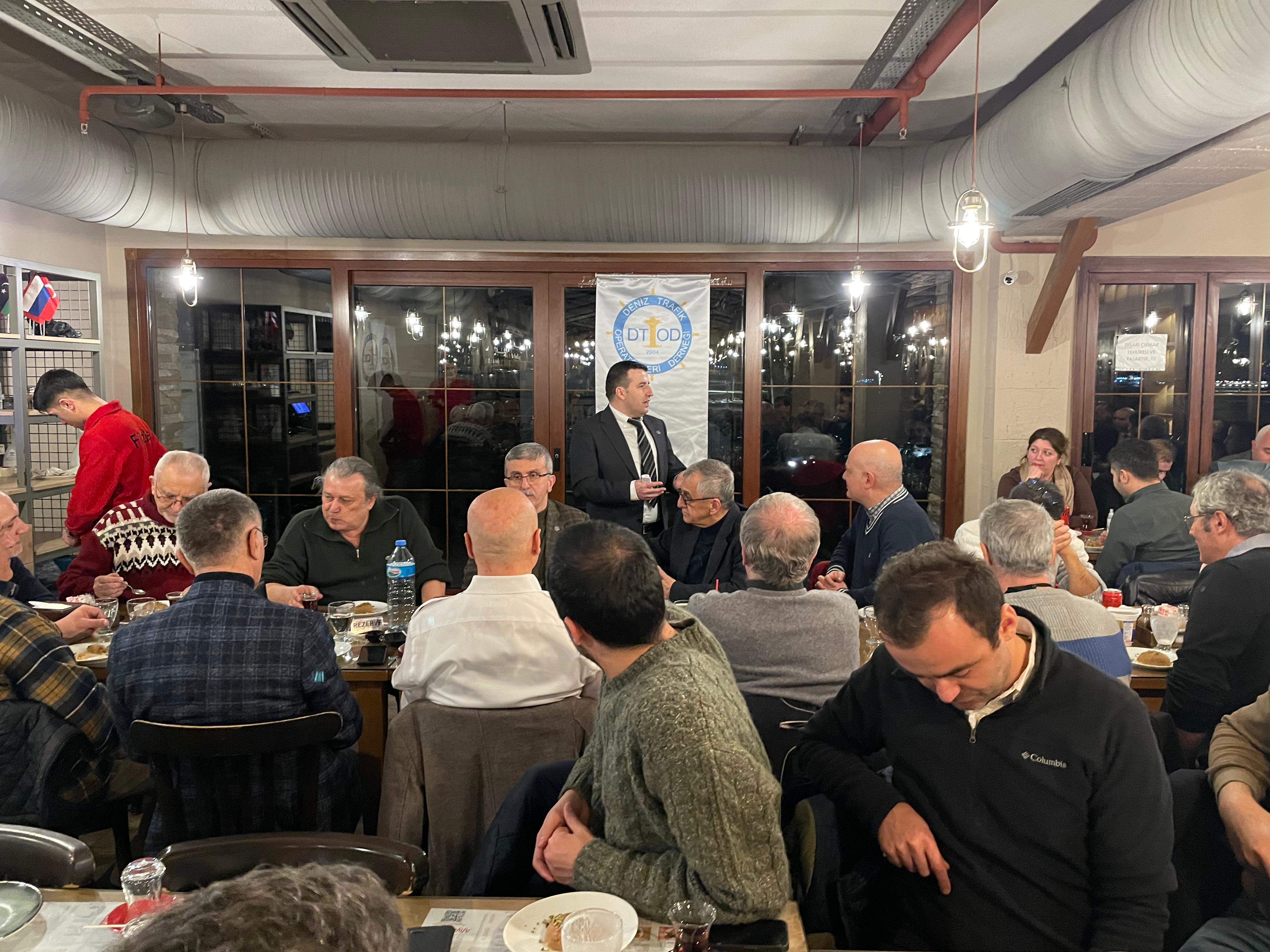 Deniz Trafik Operatörleri Derneği'nden İlk "Vefa Gecesi"