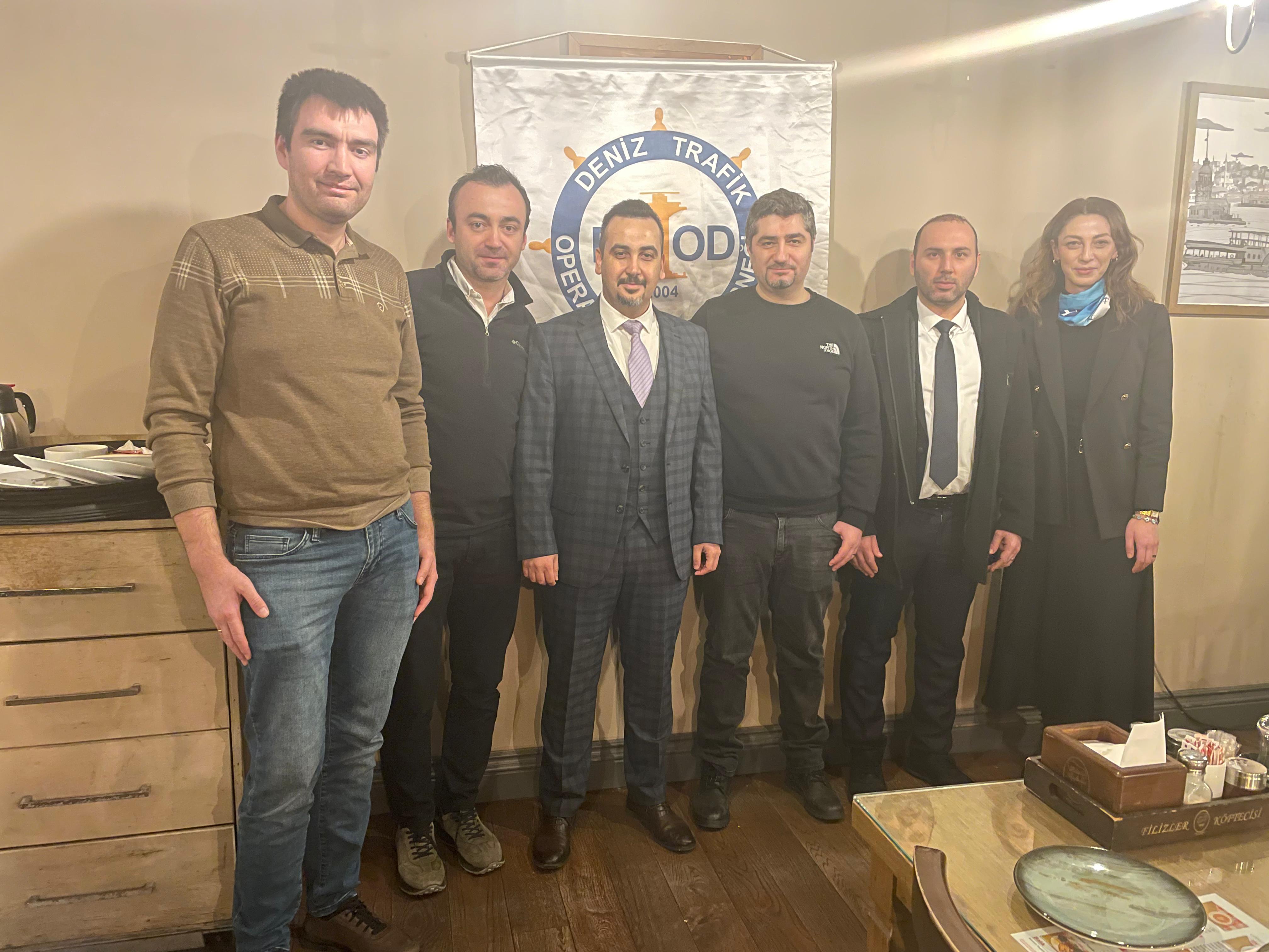 Deniz Trafik Operatörleri Derneği'nden İlk "Vefa Gecesi"