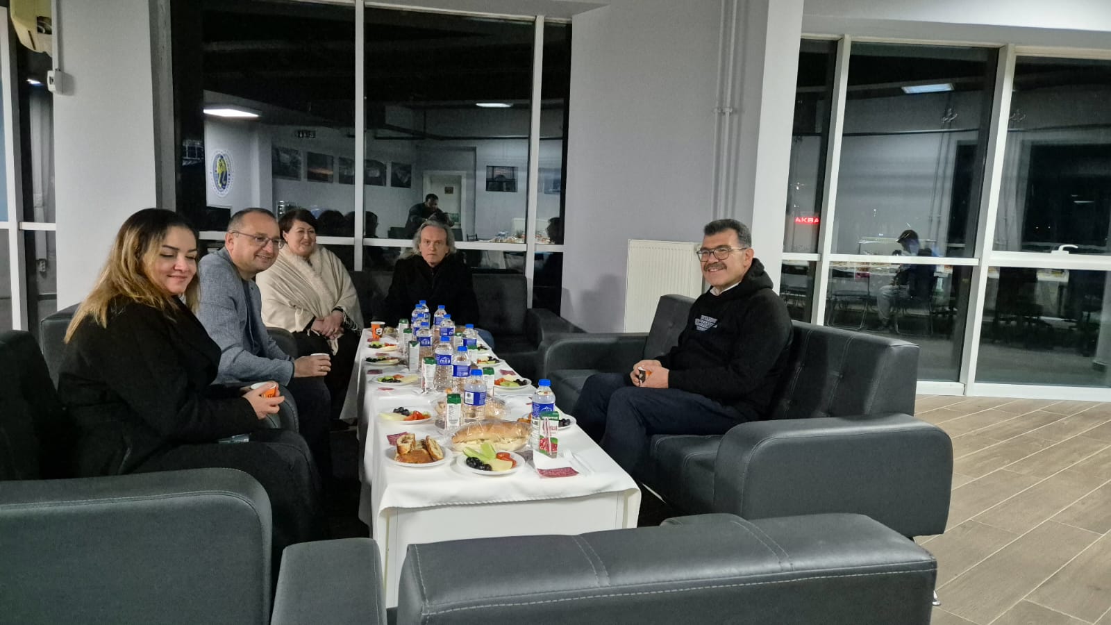 İTÜ Rektörü Denizci Öğrencilerle Sahurda Buluştu