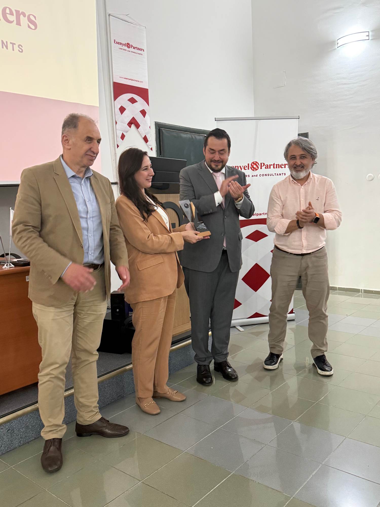 Karadeniz’de Çift Duraklı Deniz Hukuku Sempozyumu Tamamlandı