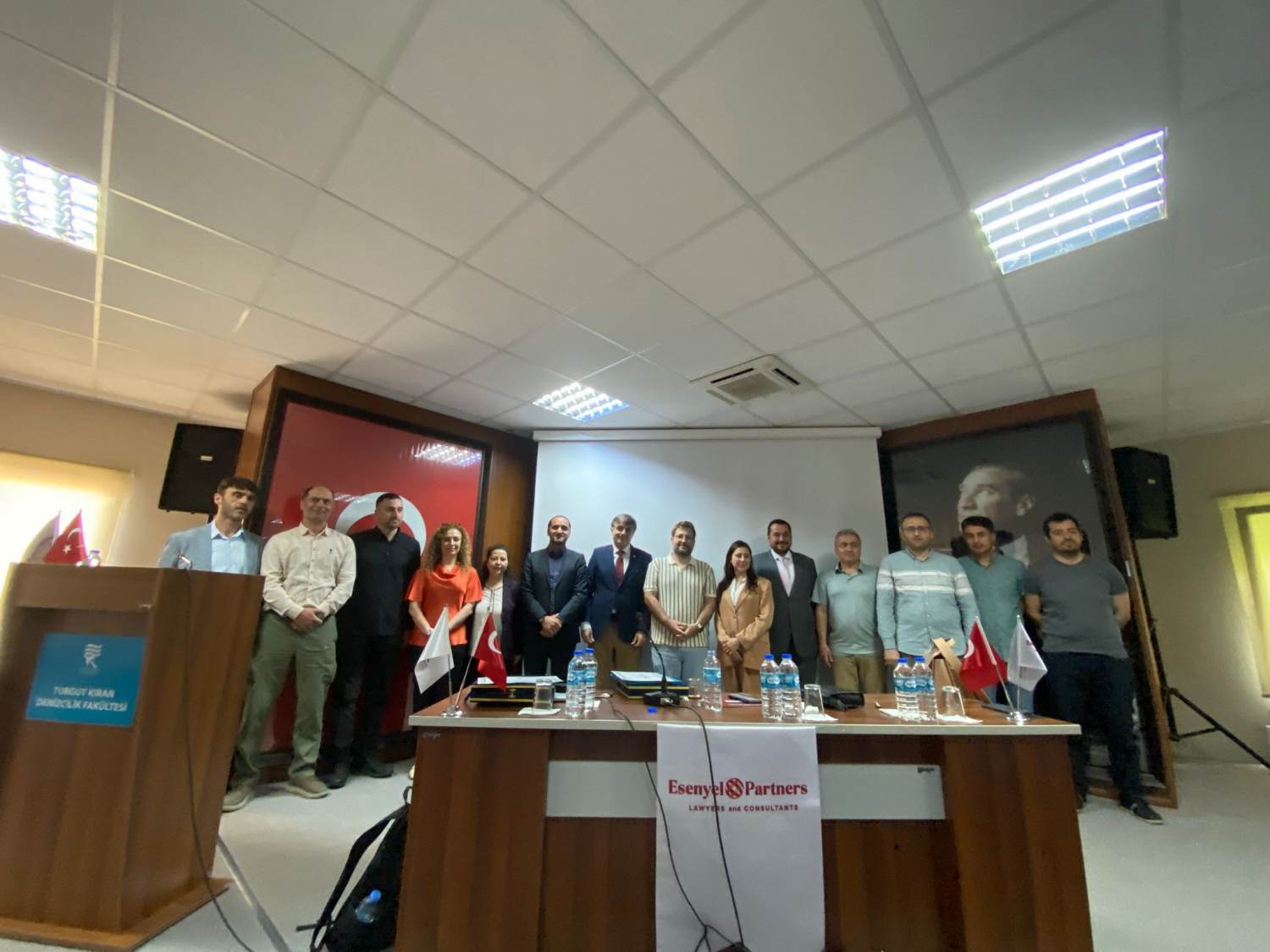 Karadeniz’de Çift Duraklı Deniz Hukuku Sempozyumu Tamamlandı