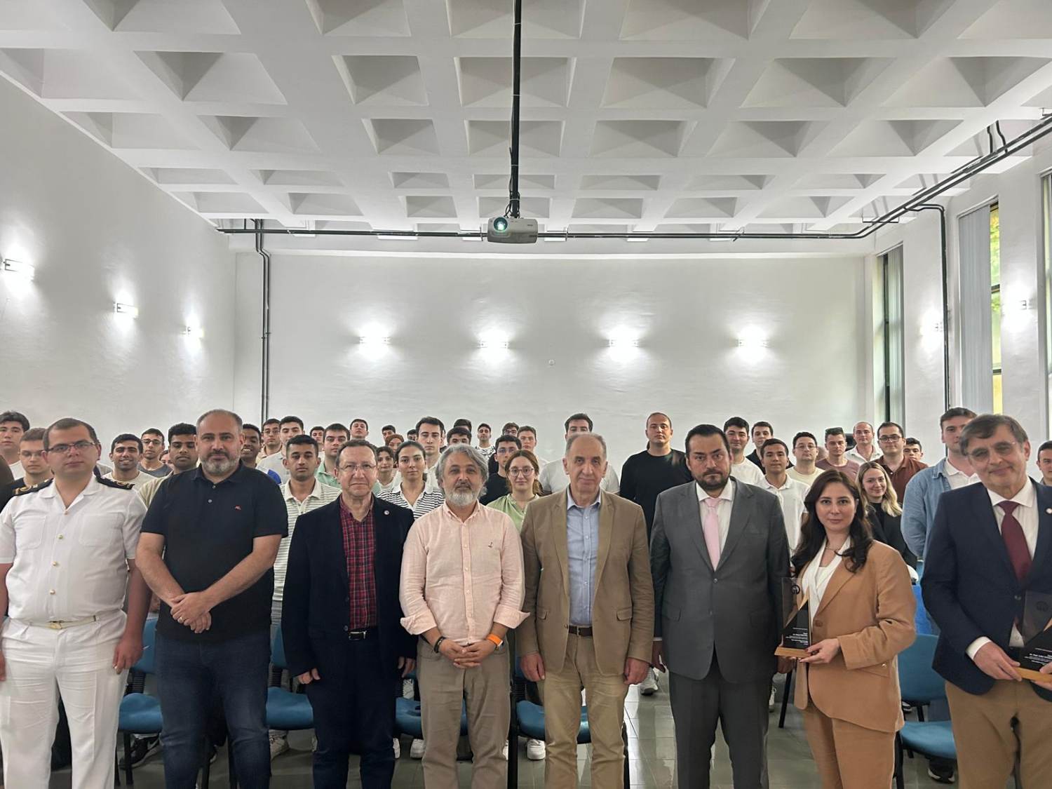 Karadeniz’de Çift Duraklı Deniz Hukuku Sempozyumu Tamamlandı