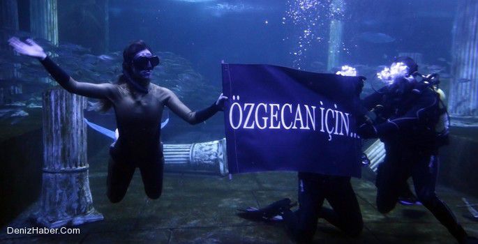 "Nefeslerimizi, Özgecan ve onun adına tüm kadınlar için tutacağız"