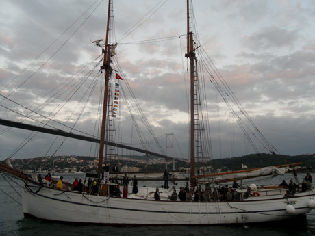 M/S Hulda Çeşme&#039;ye Demir Attı