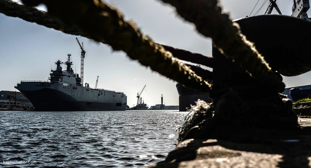 Fransa Mistral savaş gemilerini Mısır'a sattı