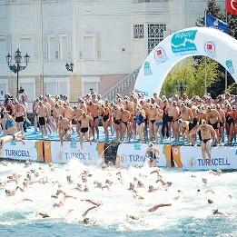 Dikkaaat! Boğaz&#039;da korsan var