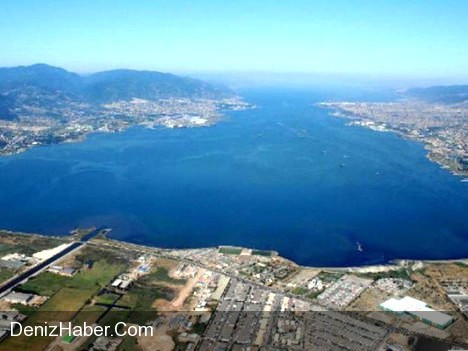 İzmit Körfezi'ne Ayda 1200 Gemi