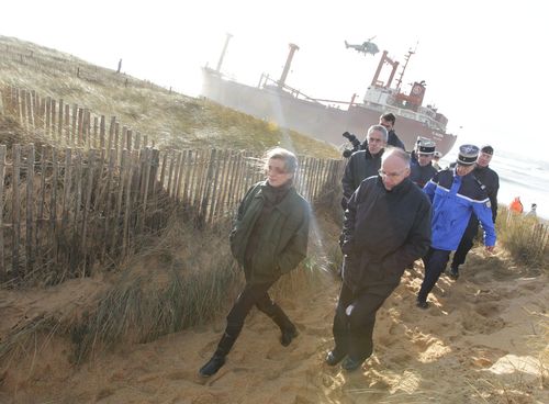 Fransızlar Türk kaptanı gözaltına aldı