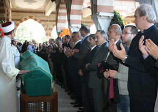 Nebahat Çiçek Ebediyete Uğurlandı