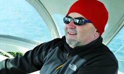 "Evrende hiç bir şey tesadüf değil"