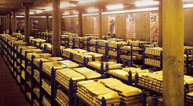 İran 2 Askeri Deniz Aracı Üretiyor