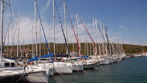 1 Yat 30 Turiste Bedel