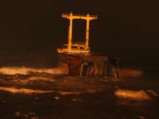 Taiwan'da gemi battı: 4 ölü 6 kayıp