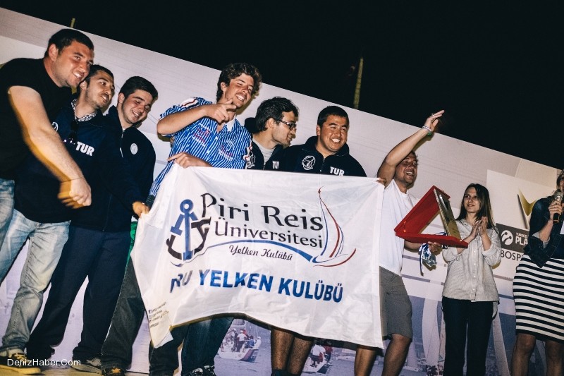 Pîrî Reis Üniversitesi Yelken Kulübü yarış ekibi IRC 4 sınıfında 3. oldu.