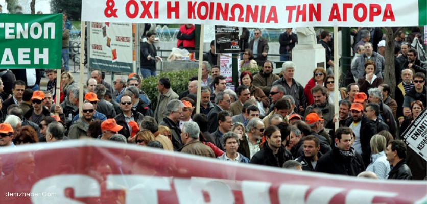 Yunanistan&#039;da Denizciler Federasyonu greve gitti