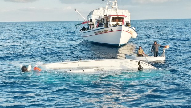 Birbirine Sarılarak Ölümü Beklemişler