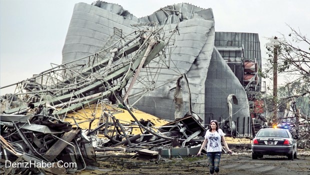İki Hortum Pilger Kasabasını Haritadan Sildi
