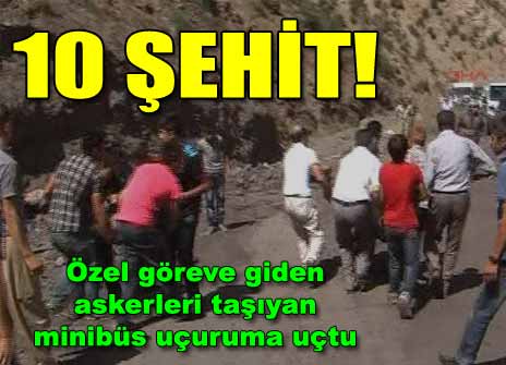 Uludere'de Askeri Araç Devrildi: 10 Şehit