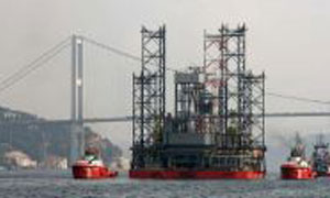 'Ukraine' İstanbul Boğazından da geçti