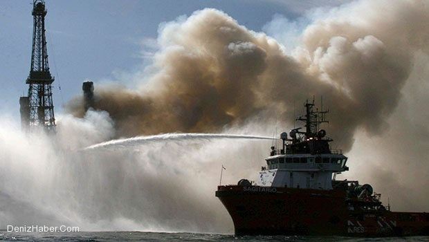 Petrol Platformunda Korkutan Yangın