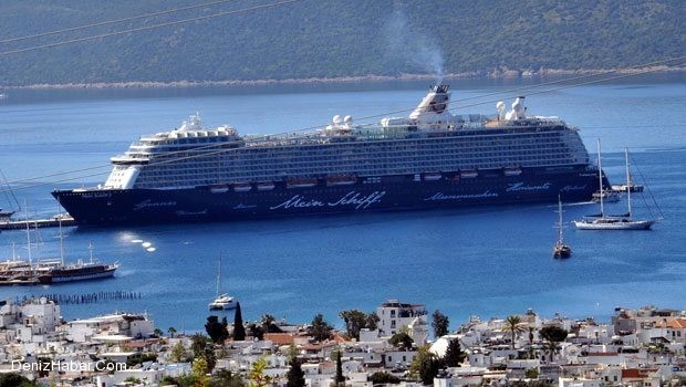 Bu gemi Bodrum&#039;a 30 bin turist getirecek!