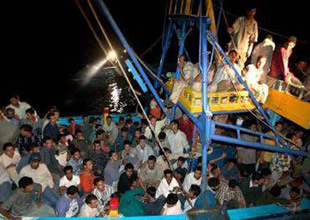 İtalya&#039;da Göçmen Teknesi Battı