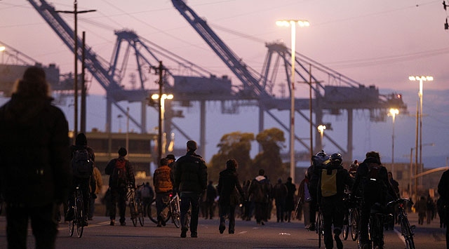 "İşgal Et" Hareketi Limanlara Yöneldi