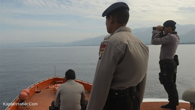 Endonezya&#039;da kaybolan gemi için aramalar devam ediyor