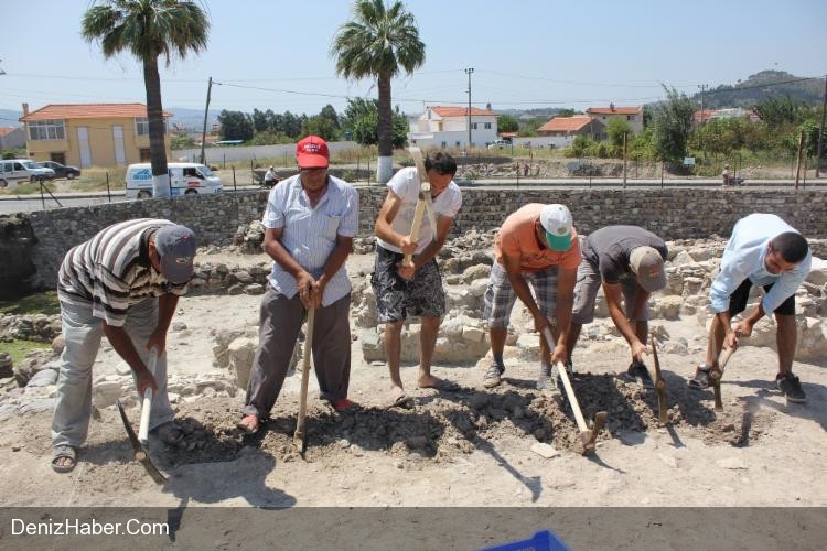 Urla Liman Tepe Kazısı çalışmaları başladı