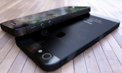 Bakan Yıldırım, iPhone 5'i Eleştirdi