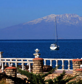 Van Gölü Yat Limanına Kaynak Ayrıldı