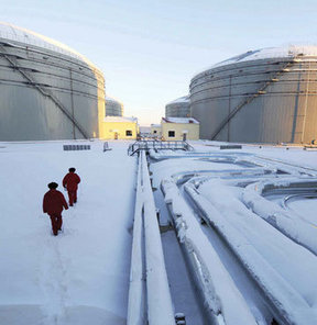 Çin'e petrol akıyor!